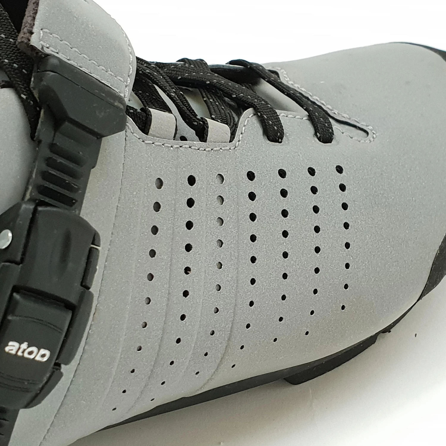 RC520 Reflective Lace Up Cycling Shoes 6 RC520 Reflective Lace Up Cycling Shoes - Image 6