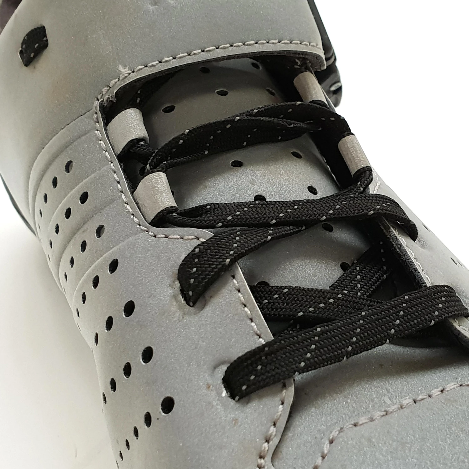 RC520 Reflective Lace Up Cycling Shoes 7 RC520 Reflective Lace Up Cycling Shoes - Image 7