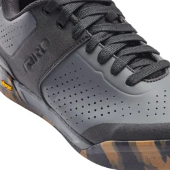 All Mountain Shoes For Clipless Pedals Giro Clutch -Ride Ready k588becef3796fdd0e583e30b9f0602c8