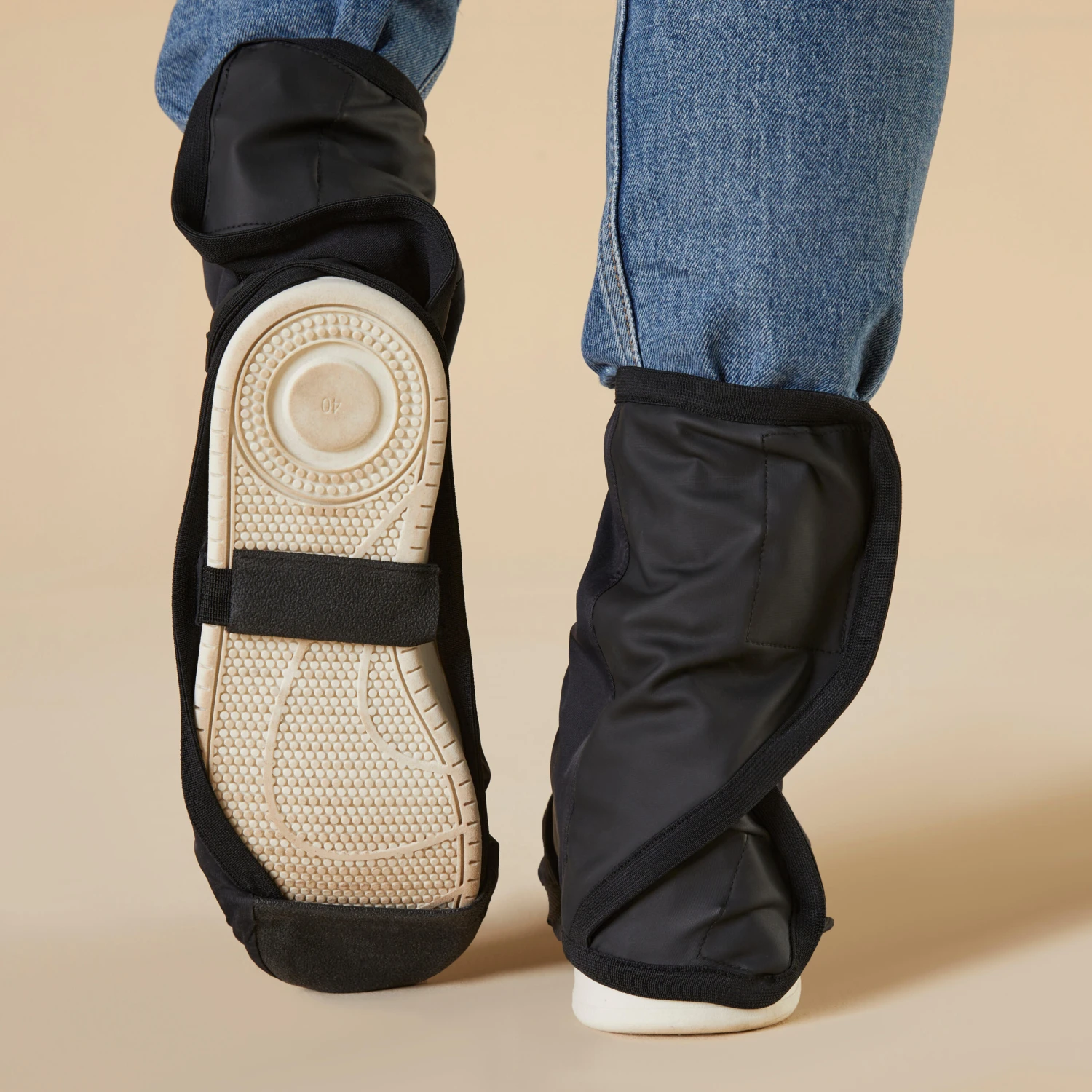 BTWIN City Cycling Waterproof Overshoes 900 4 BTWIN City Cycling Waterproof Overshoes 900 - Image 4