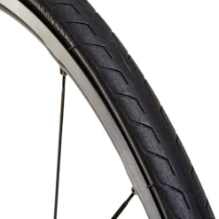 BTWIN Triban Protect Lightweight Road Bike Tyre 700x28 -Ride Ready kbb77641c206bb4d4e9549124334aad4a