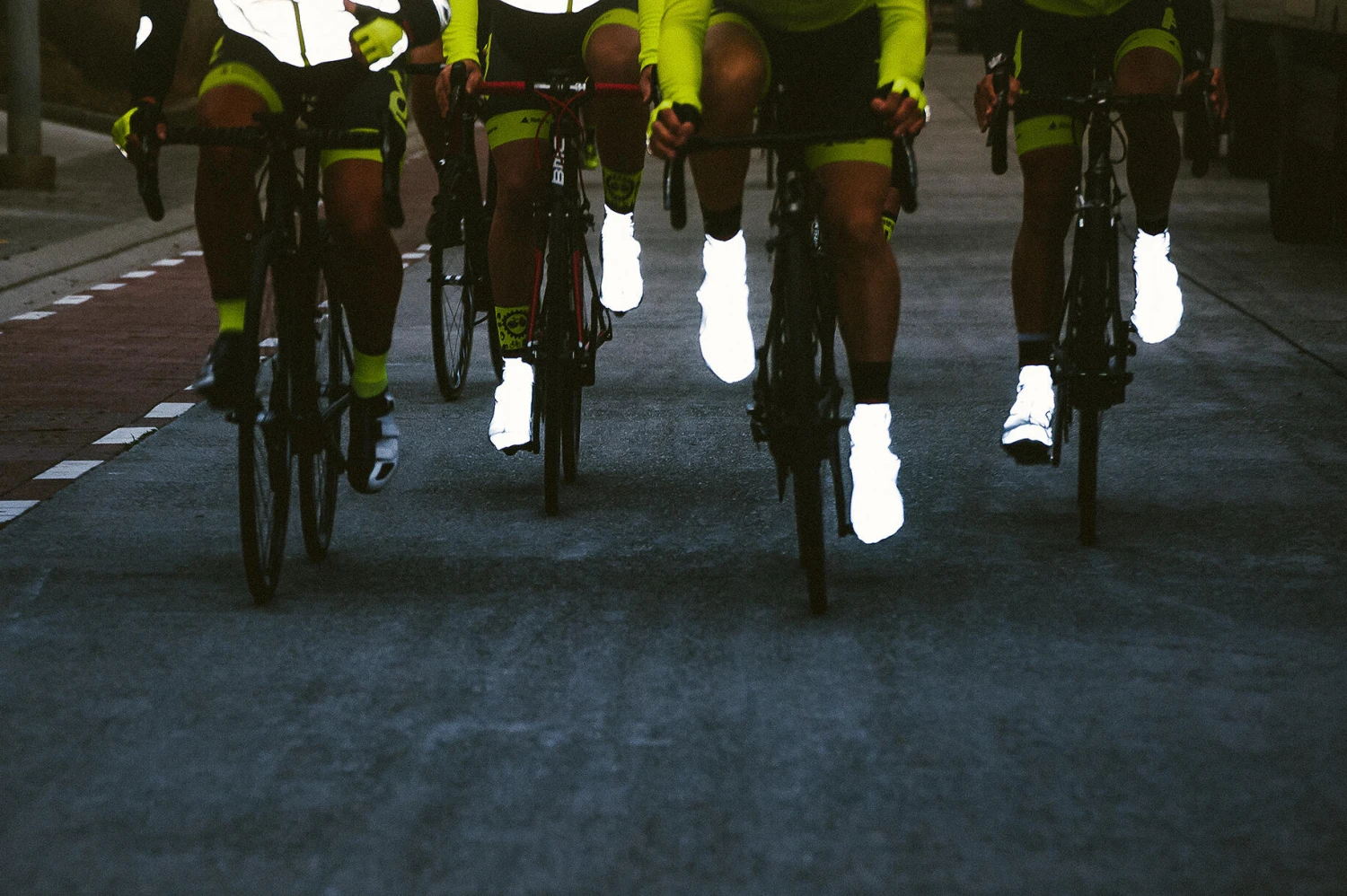 Wowow Shoe Cover Full Reflective 2 Wowow Shoe Cover Full Reflective - Image 2