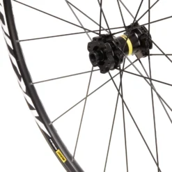 700 Mavic Aksium Front Road Cycling Disc Wheel -Ride Ready ke1abd44ae1bd21af3d43446db27704f9